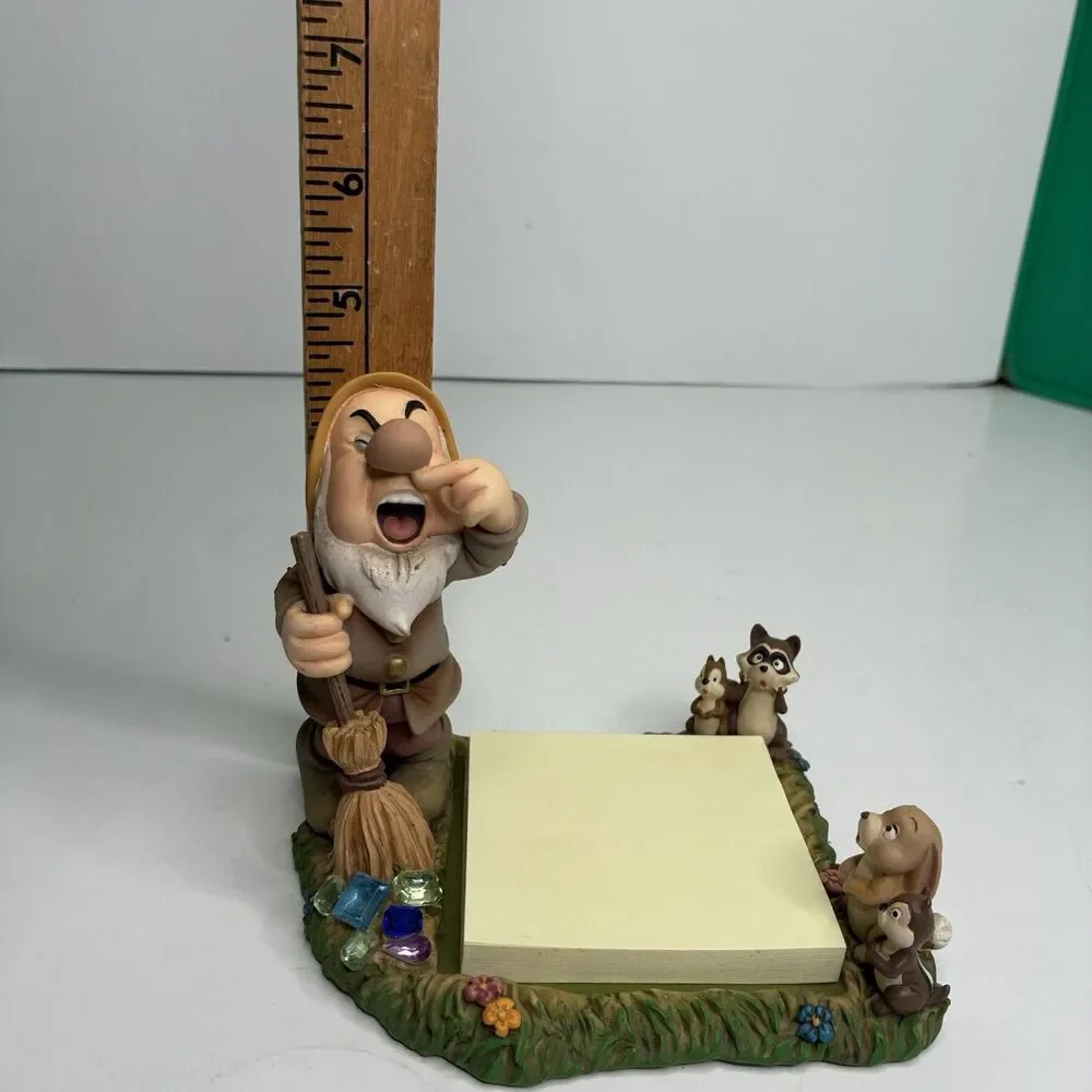 Disney Snow White & the 7 Dwarfs Desk Set Sneezy Paper Post It Note Holder 1999
